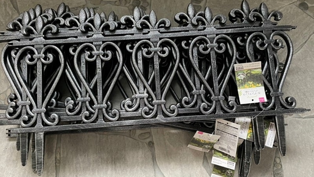 ダイソーガーデンフェンスアンティークとサイズの多様性